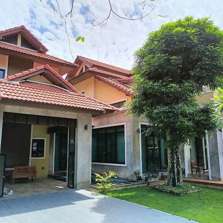 Preme House Boutique Villa San Sai Exterior photo