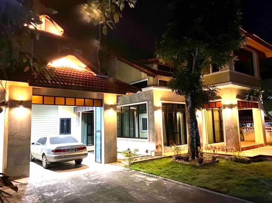 Preme House Boutique Villa San Sai Exterior photo