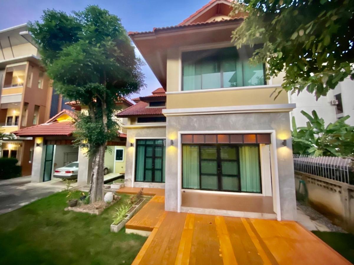 Preme House Boutique Villa San Sai Exterior photo